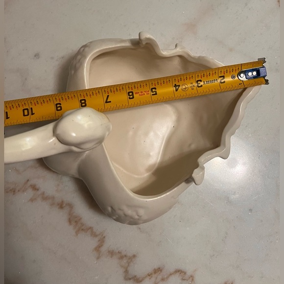 Vintage Hull Pottery USA Happy Duck Swan Planter # 23 Matte White Glaze - Picture 8 of 9